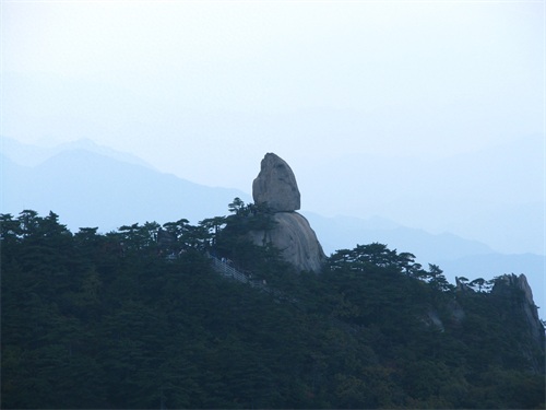 黄山登山旅游图集 路线：南大门云谷寺-白鹅岭-光明顶日出