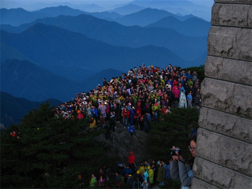 黄山登山旅游图集 路线：南大门云谷寺-白鹅岭-光明顶日出
