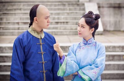 ​杨紫秦俊杰在一起多久分手的原因，揭秘杨紫秦俊杰张雪迎三人关系