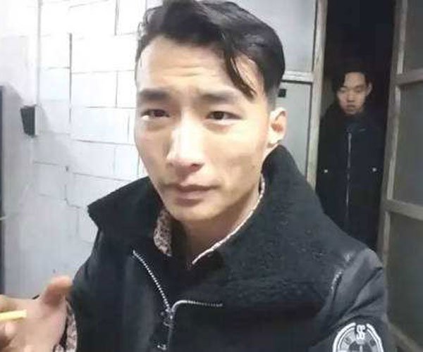 探灵主播阿科现在怎么样了 遇到鬼被吓摊吓疯了吗