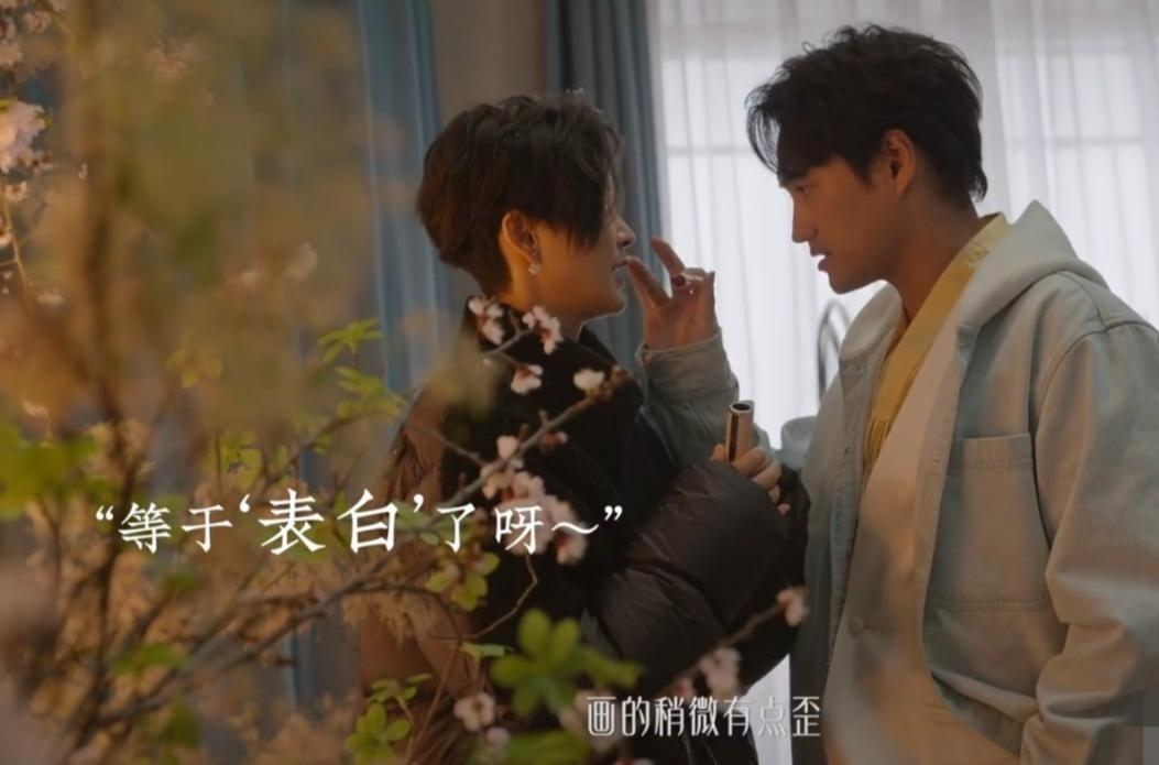 袁弘张歆艺合体拍广告，同穿中国风服饰好般配，深情对望羡煞旁人