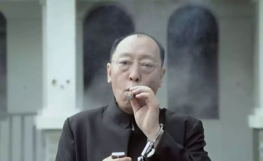 八四年就开始演戏，倪大红为什么年轻时没红？长相问题只是一方面