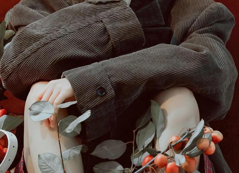 大娘把四女儿送人，25年后大娘病重，她临终前把家产全给了四女儿