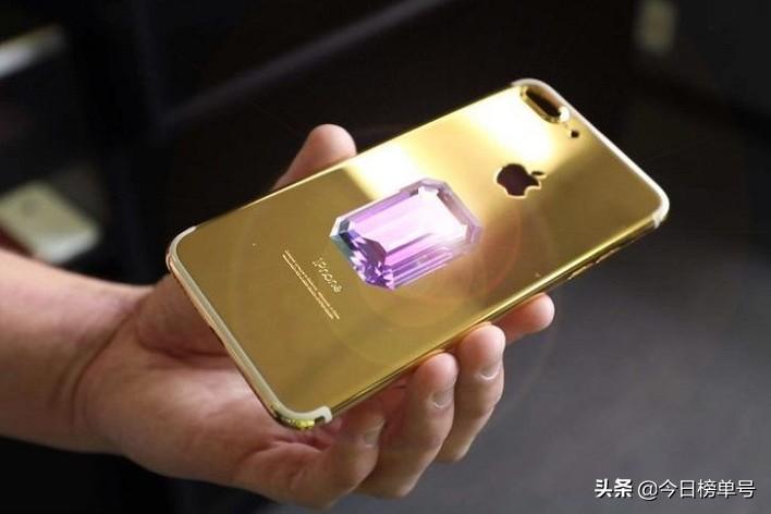 最贵的手机排行榜前十名(2022年全球最贵的十部手机) 最贵的手机排行榜前十名(2022年全球最贵的十部手机)