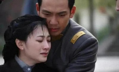 ​李小冉与钟汉良《来不及说爱你》吻戏花絮：认识两天的尴尬趣事