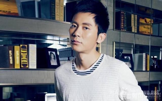 李晨的爷爷是谁（李晨爷爷是将军李成芳吗）