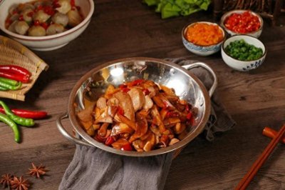 ​人均20块，吃微微辣的广东人爱上湘菜馆