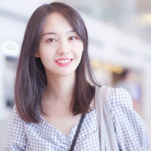 ​小郑爽坑惨“大郑爽”，因同名受连累作品全下架，连超话也被封了