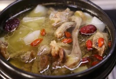 ​冬补，多喝这6款汤，滋补暖胃又驱寒，比穿羽绒服都实在