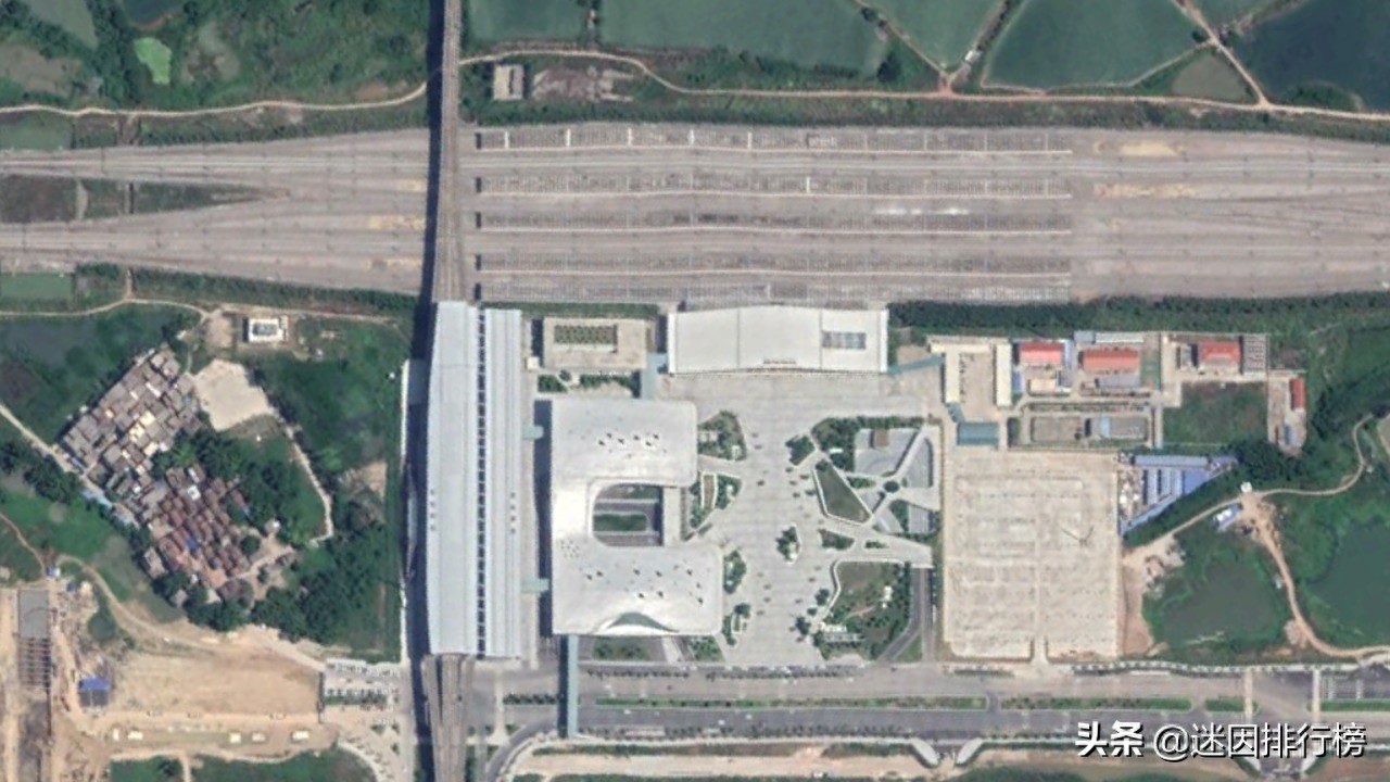 航拍高铁G4511次（成都东至深圳北）各车站，途经桂林和虎门