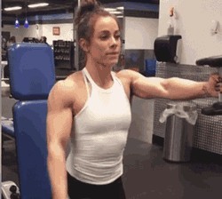 女明星露点照片（秀智学雪莉放飞自我露点上镜）