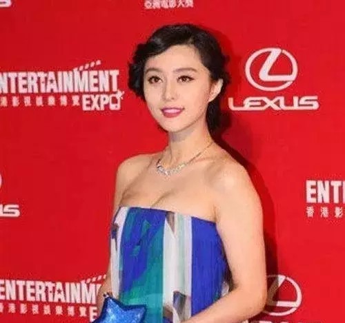 女明星露点照片（秀智学雪莉放飞自我露点上镜）