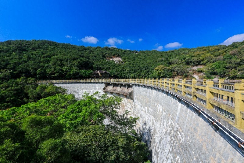 泉州十八景之一，以36洞天，18胜景闻名于世的清源山