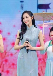 ​韩雪:军人世家的璀璨星光——浅说家庭背景对其事业的深远影响