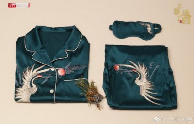 ​故宫再“上新” 文创产品 这睡衣爆红筹款已近300万