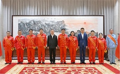 ​胜利采油厂喜获“中国石化先进集体”侧记