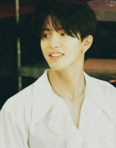 ​木村拓哉年轻时的颜值(木村拓哉年轻的时候有多帅？)